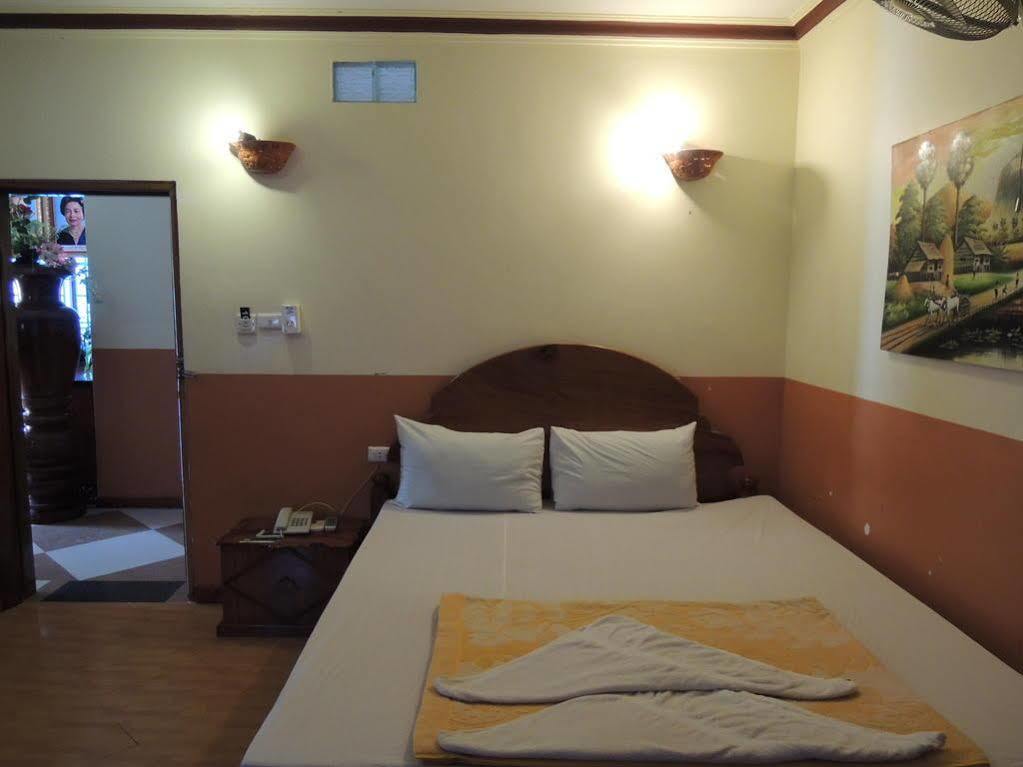 Hotel Thy Ny Battambang Exteriér fotografie
